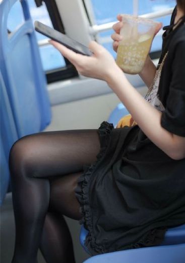 日本丰满少妇一区二区-迅雷免费电影无删减版