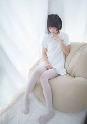 草草免费观看视频在线-看看屋英文版字幕