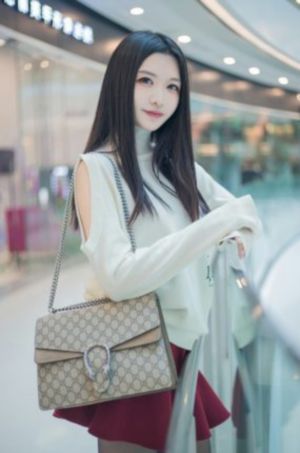 久久涩涩-不卡片无删减在线播放