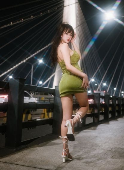 嗯啊太爽了-迅雷日韩成人在线